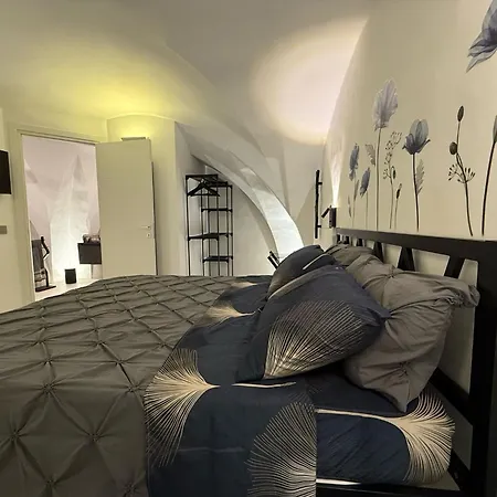 Thangima Guest house 3*