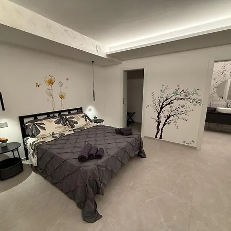 Thangima Guest house *