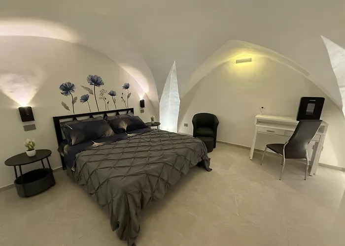 Thangima Guest house